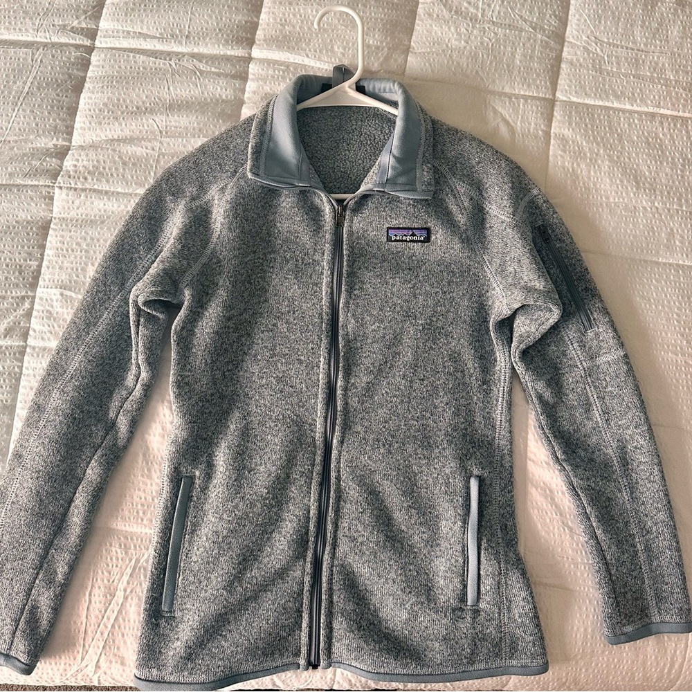 PATAGONIA *Like New* Womens XS full zip Sweater